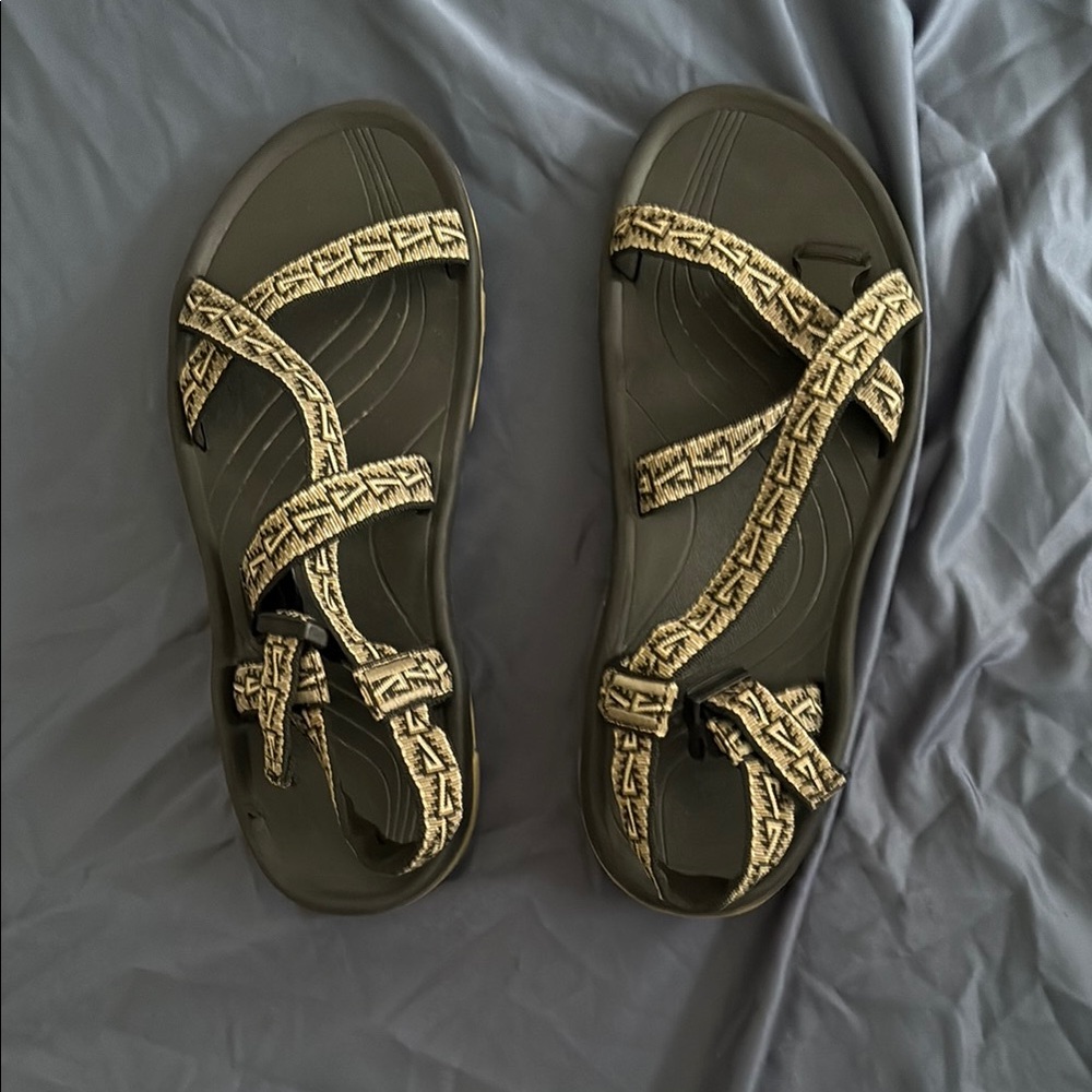 Green and Beige Strappy Sandals